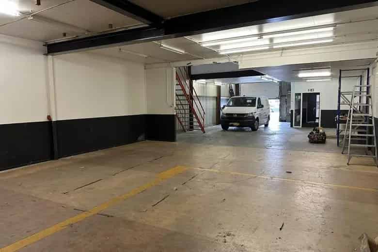 Bedrijfsruimte te Huur Zoetermeer 27m2