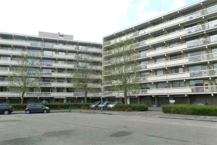 Ruim 5-kamer appartement Groningen Planetenlaan