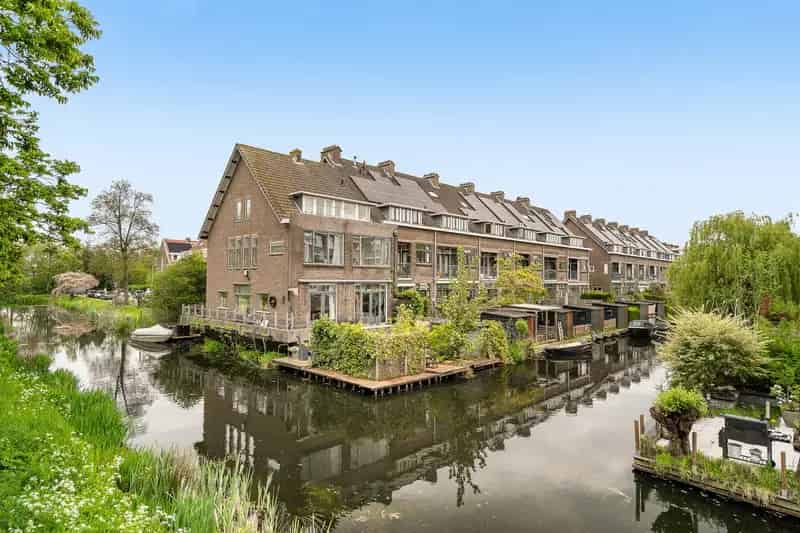 Huis te koop Hillegersberg 247m2 aan het water