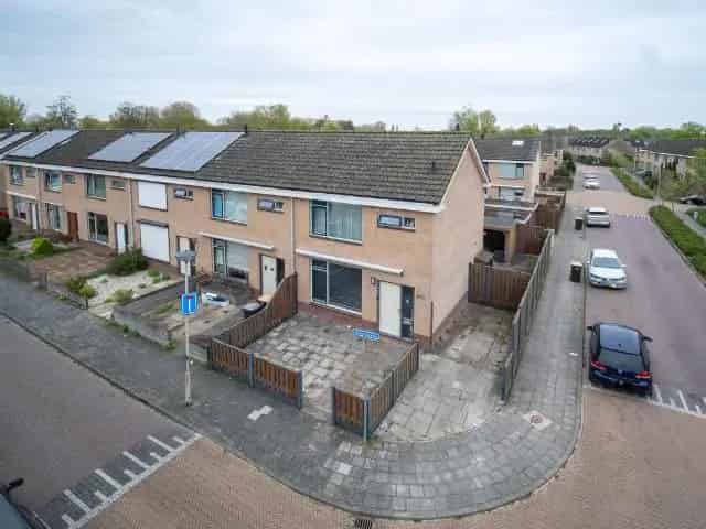 Hoekwoning te koop Enkhuizen 4 slaapkamers garage tuin