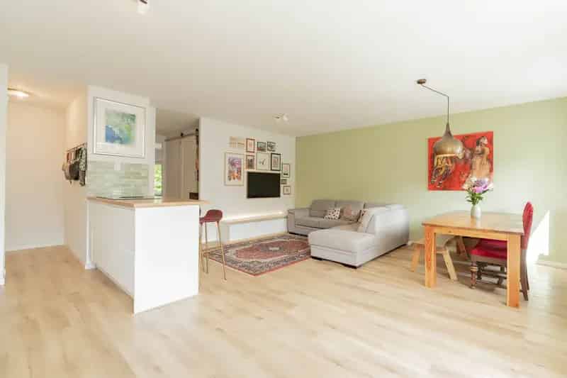 Amsterdam Westerpark 3-kamerappartement 73m2 gerenoveerd