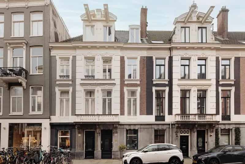 Penthouse te Huur Pieter Cornelisz Hoofstraat Luxe Appartement