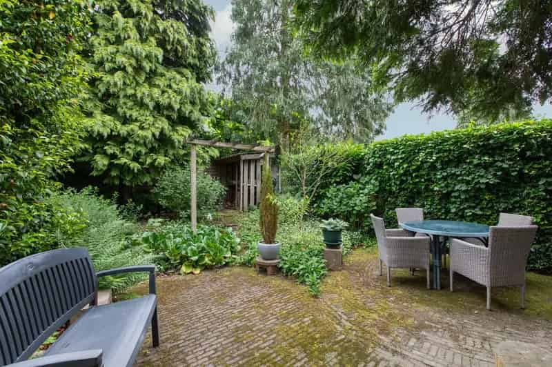Huis te koop Velp: Charmante woning met tuin, garage en 3 slaapkamers