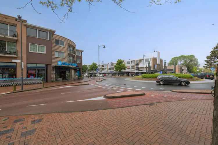 Belegging Wassenaar | Zoek beleggingen te koop: Stadhoudersplein 22-24 2241 EB Wassenaar [funda in business]