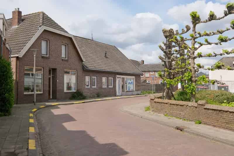 KANS Ruime 2-onder-1-kapwoning 201m2 gerenoveerd