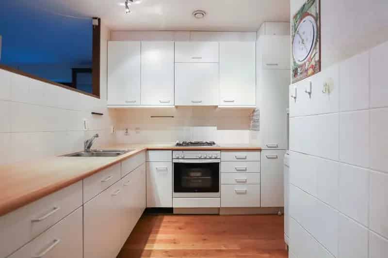 Appartement te koop Apeldoorn: 3-kamer appartement met uitzicht op kanaal