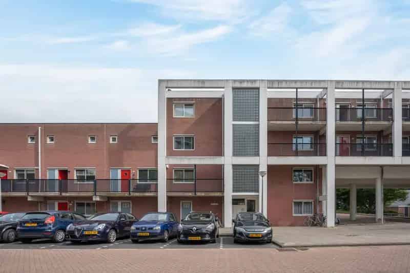 Ruime 3 Kamer Maisonette Amsterdam Noord Instapklaar