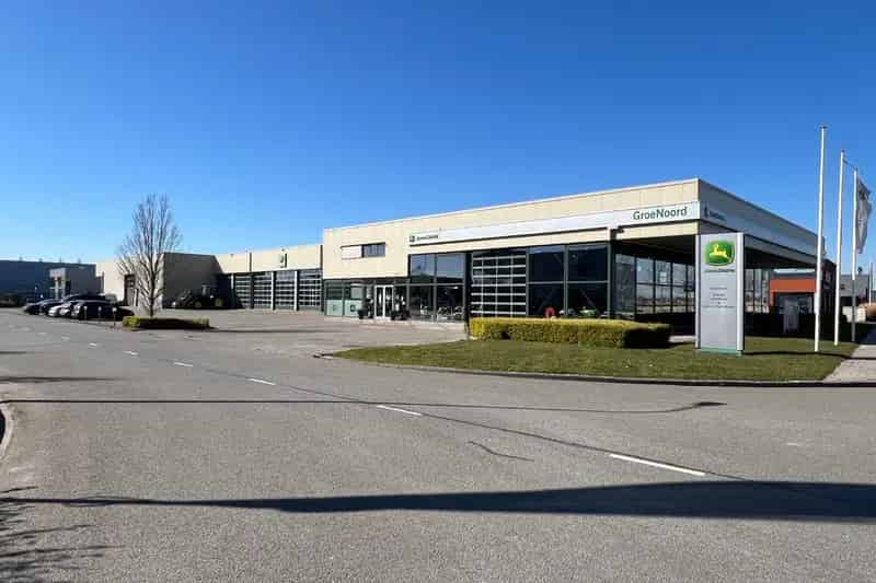 Bedrijfshal te Huur Groningen A7 2825m²