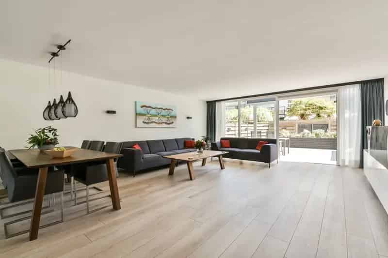 Huis te koop Amstelveen 7 kamers 203m2 tuin garage