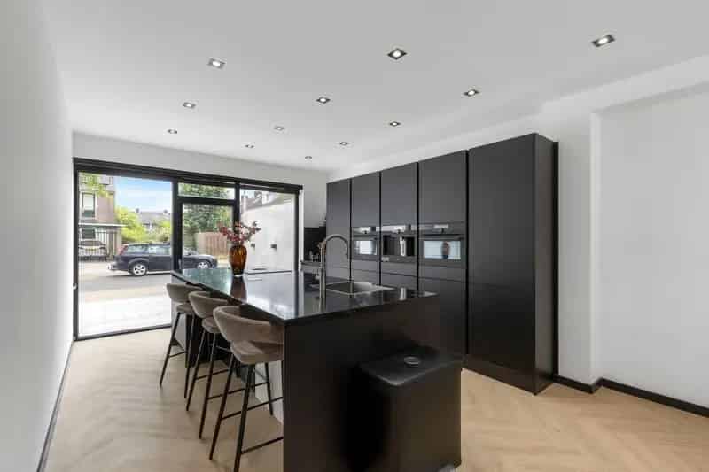 Luxe woning Arnhem Grijpskerkstraat Ruime leefkeuken 3 slaapkamers