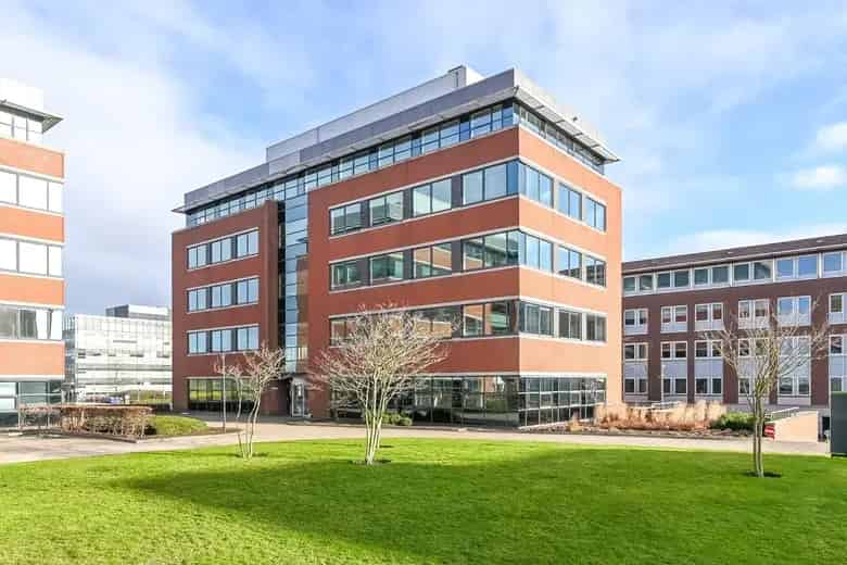 2276 m2 Kantoorruimte te Huur Schiphol-Rijk