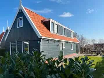 Vrijstaande woning Resort De Rijp 3 badkamers eigen grond