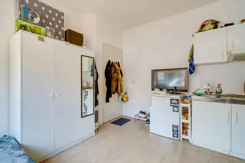 6 Studio's Tussenwoning 100m2 Houten