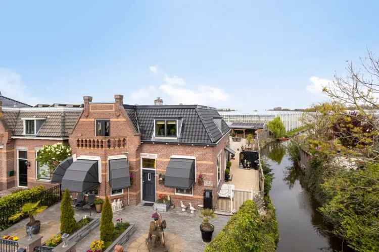 Huis te koop: Vredebestlaan 53 2685 AM Poeldijk 