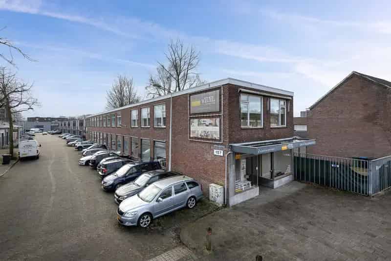 Bedrijfshal te Huur Eindhoven 325m² - Q4 2025
