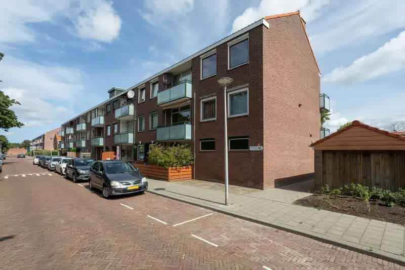 Appartement te koop Rozenburg 2 slaapkamers grote tuin