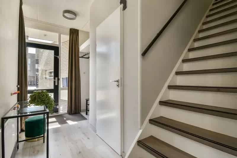 Ruime Tweekapper Almere Parkwijk 158m2 4 slaapkamers Garage Tuin