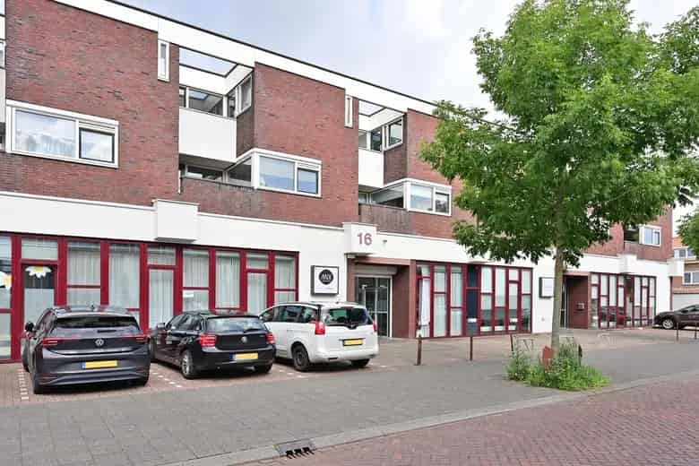 31 m2 Kantoorruimte te Huur Hilversum
