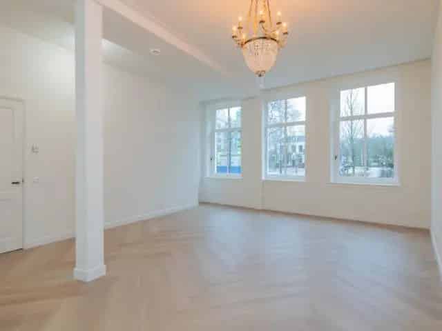 3-Kamer Appartement Haarlem Houtplein  Gerenoveerd A+
