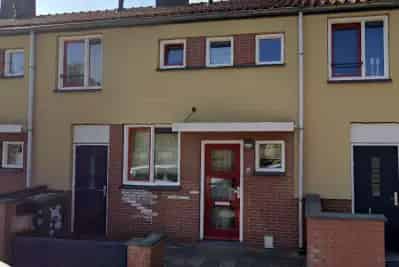 Sociale Huurwoning met Zonnepanelen en Tweehurenbeleid