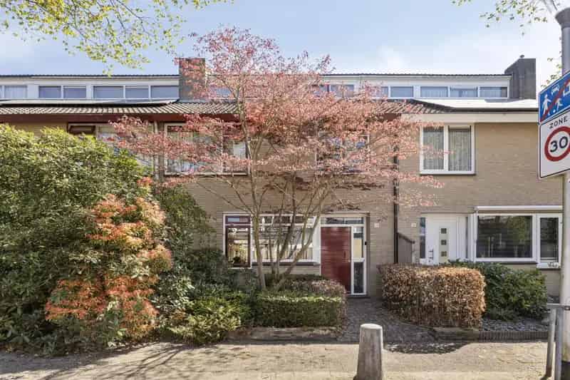 Ruime gezinswoning te Tilburg De Reit 3 lagen tuin vloerverwarming