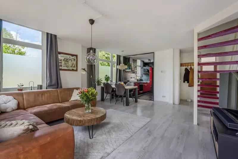 Hoekwoning Den Haag 112m2 Kindvriendelijk Gerenoveerd