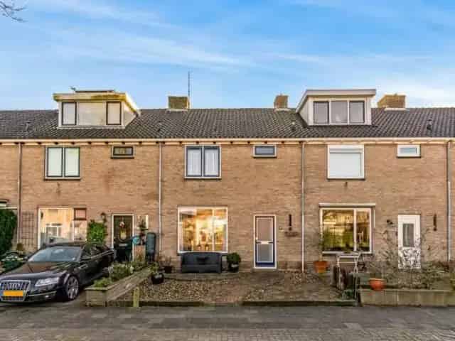 Eengezinswoning Blokker 3 slaapkamers Tuin CV ketel 2024