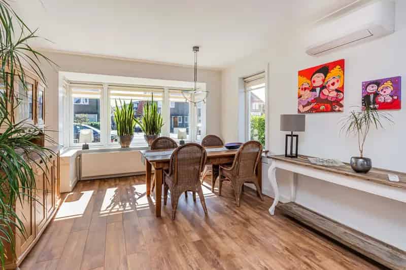 Jaren 30 woning Amersfoort Leusderkwartier Ruime garage Zonnepanelen