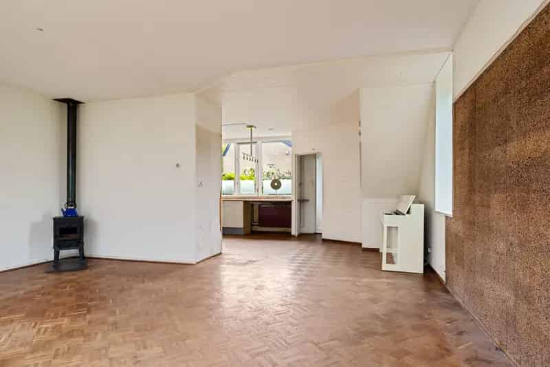 Ruime Hoekwoning met Tuin Lelystad