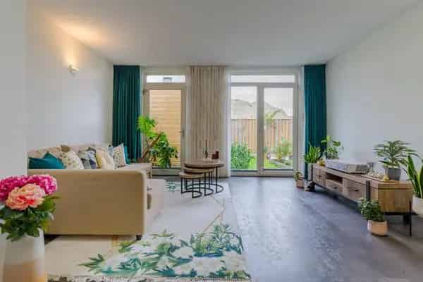 Energiezuinige Tussenwoning Best Nabij NS Station
