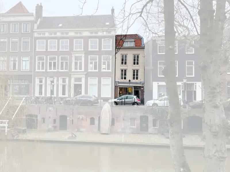 Belegging Utrecht Winkel-Woonhuis Oudegracht