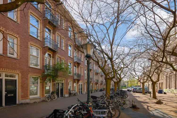 Appartement Amsterdam Staatsliedenbuurt 39m2 Balkon