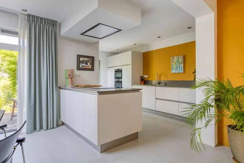 Huis te koop Doesburg: Luxe IJsselwoning met diepe tuin