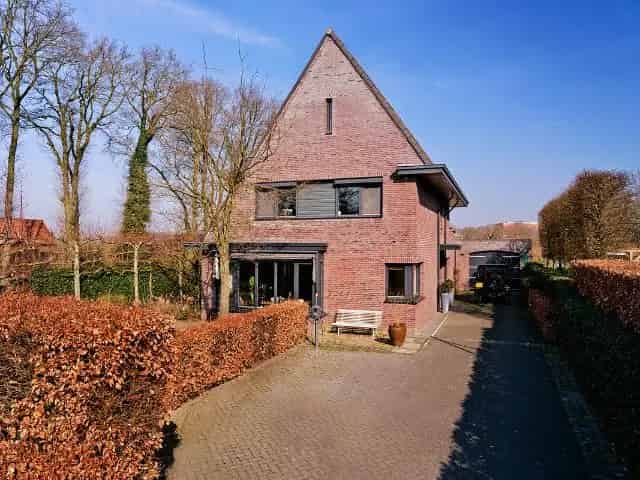 Vrijstaande woning Prinsenbeek Zwembad 4 slaapkamers Energielabel A