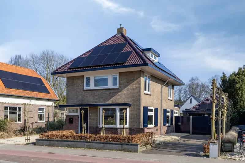 Karakteristieke Villa Vaassen  Verduurzaamd  4 slaapkamers