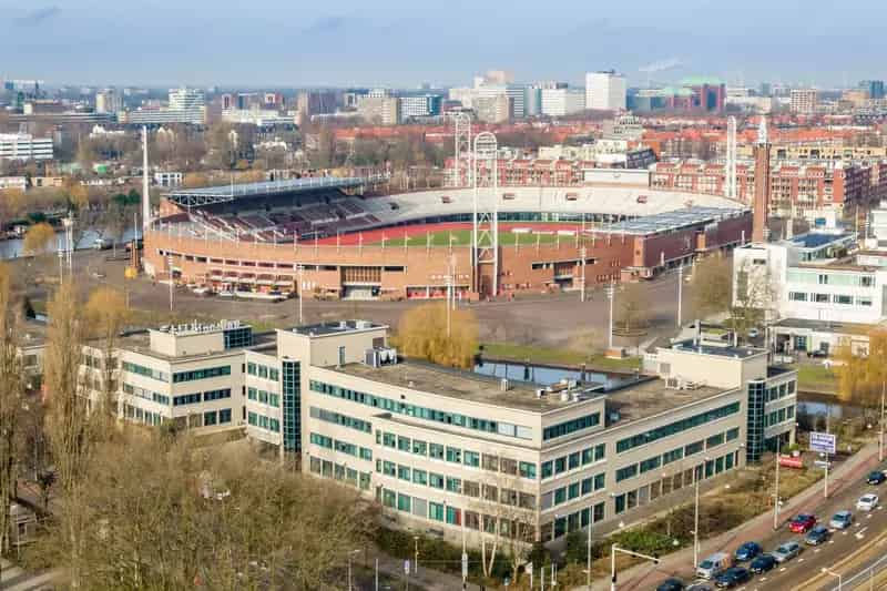 9 Parkeerplaatsen te Huur Amsterdam Zuid Olympisch Stadion