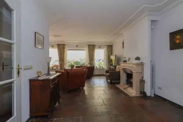 Vrijstaande woning Veenestraat 171m2 tuin parkeren