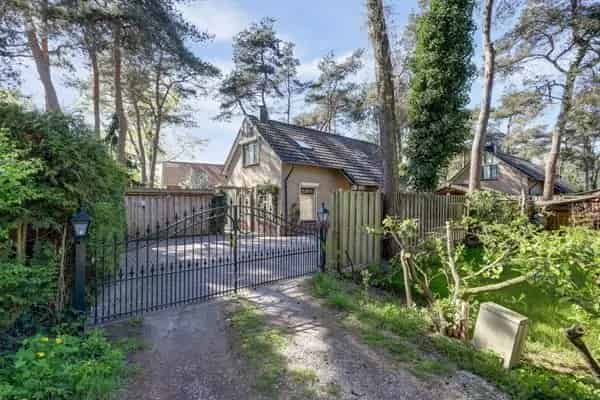 Vrijstaande woning Hierden: Bosrijke omgeving, 2 slaapkamers, Energieklasse B