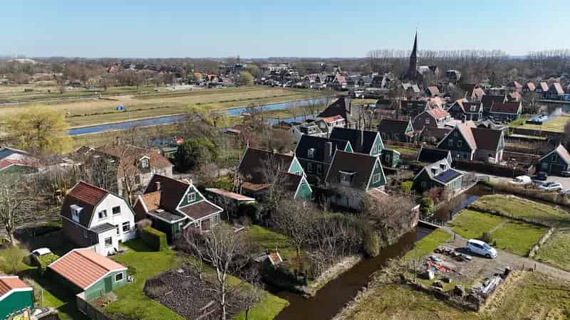 Vrijstaande woning ruime tuin Zaandam