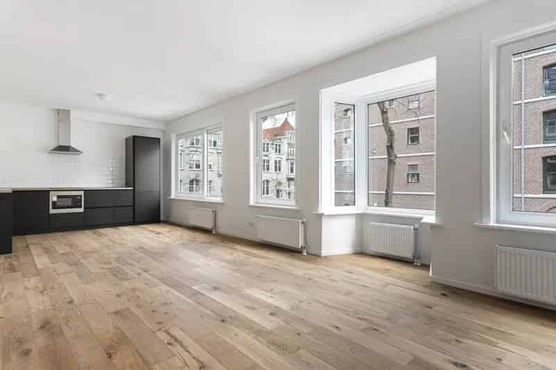 2 Slaapkamer Appartement Maas Nabij Veerhaven