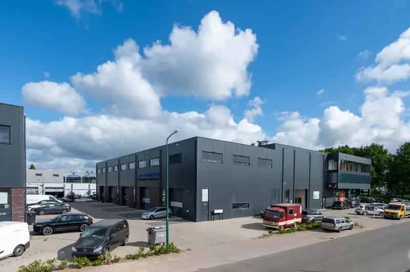 Bedrijfshal te Huur Soest 138m² Moderne Unit De Grachten