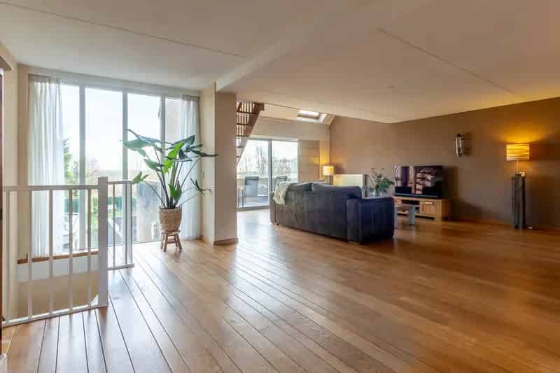 Drive in woning Den Helder 5 slaapkamers dakterras