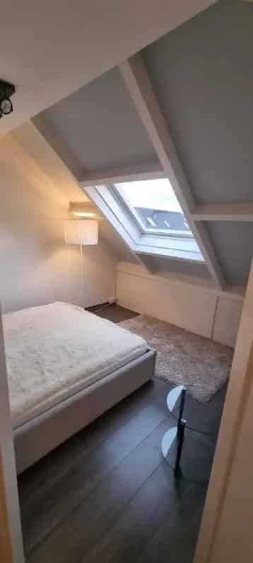 Huis Te Huur , Alphen aan den Rijn, Zuid-Holland