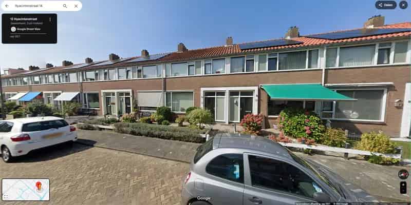 Ruime 4 Kamer Eengezinswoning Nieuwe Badkamer Keuken Toilet