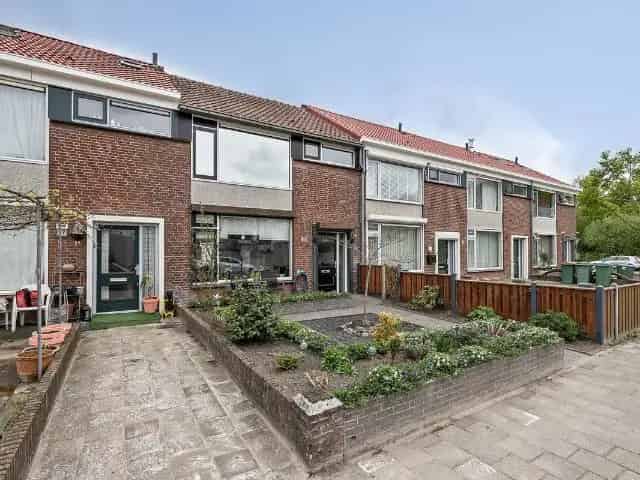 Middenwoning Breda Wisselaar 4 slaapkamers Tuin
