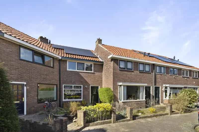 Jaren 30 Tussenwoning Deventer Energielabel A 3 slaapkamers