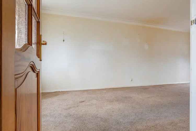 Huis te koop Volendam Plutostraat 4 slaapkamers