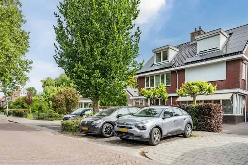 Huis te koop: Admiraal de Ruyterlaan 24-A 1421 VL Uithoorn 