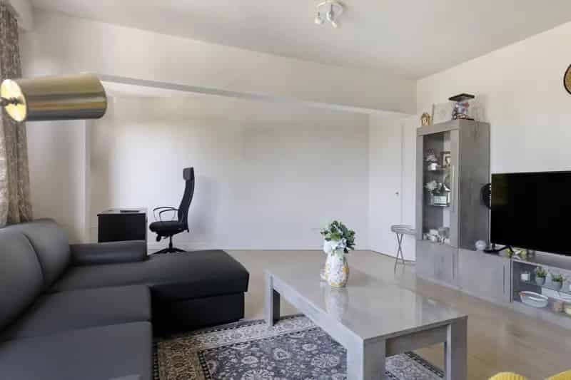 3 Kamer Appartement Den Haag Gerenoveerd Balkon