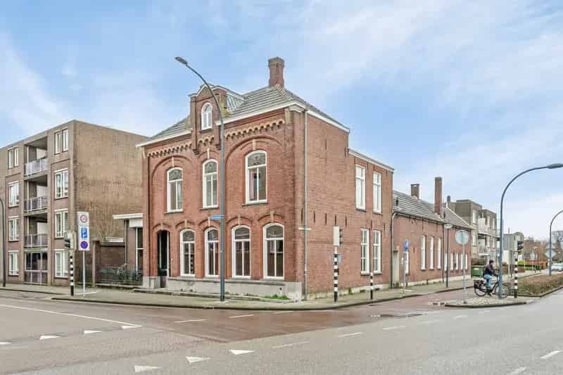 Kantoorruimte te huur Waalwijk Stationsstraat